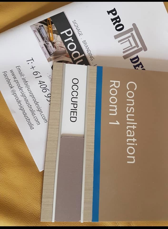 Room signs with sliding occupied indicator